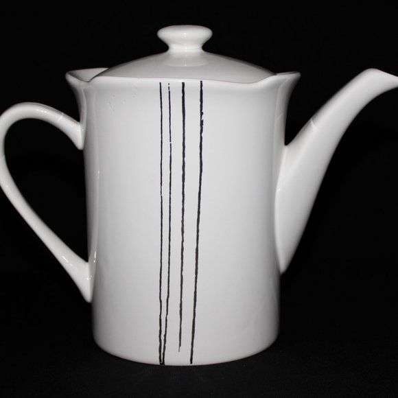 Classic Collection Platinum Series Tea Set | Teapot Sugar Bowl Creamer - Picture 5 of 8